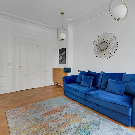 Blue Mandarin Old Town Apartment *