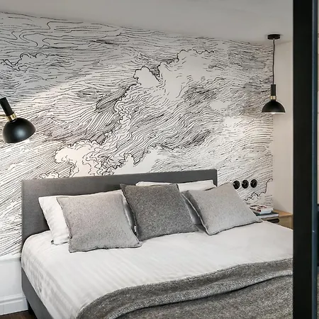 Blue Mandarin Old Town *