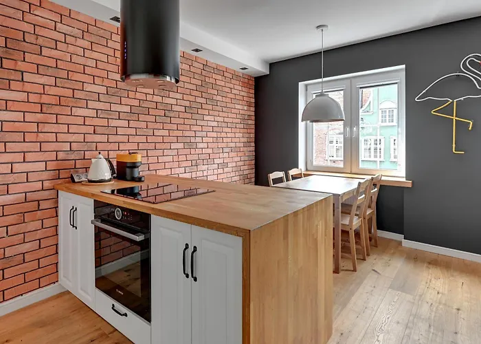 Blue Mandarin Old Town *